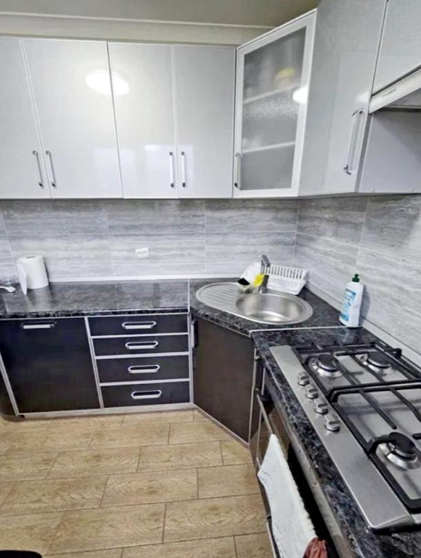 Квартира, 3-кімн., Харьков, 520м/р, Академика Павлова