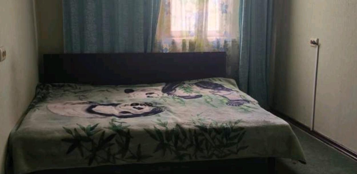 Квартира, 4-кімн., Харьков, 606Ам/р, Валентиновская