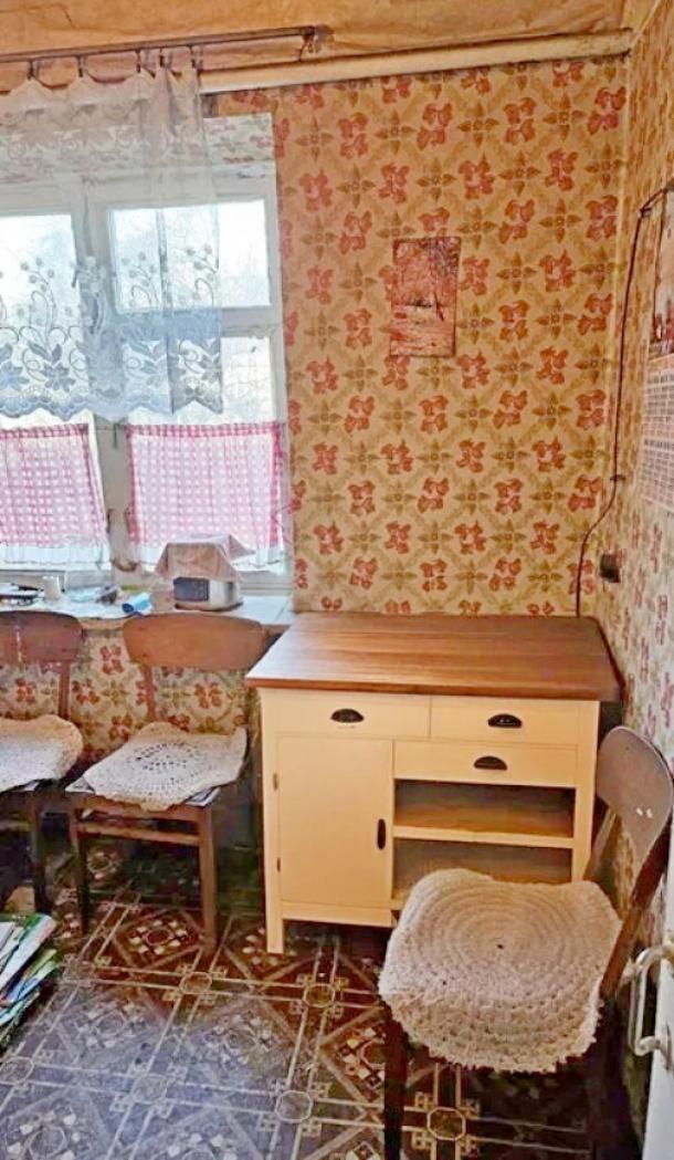 Квартира, 3-кімн., Печенеги, Чугуевский район