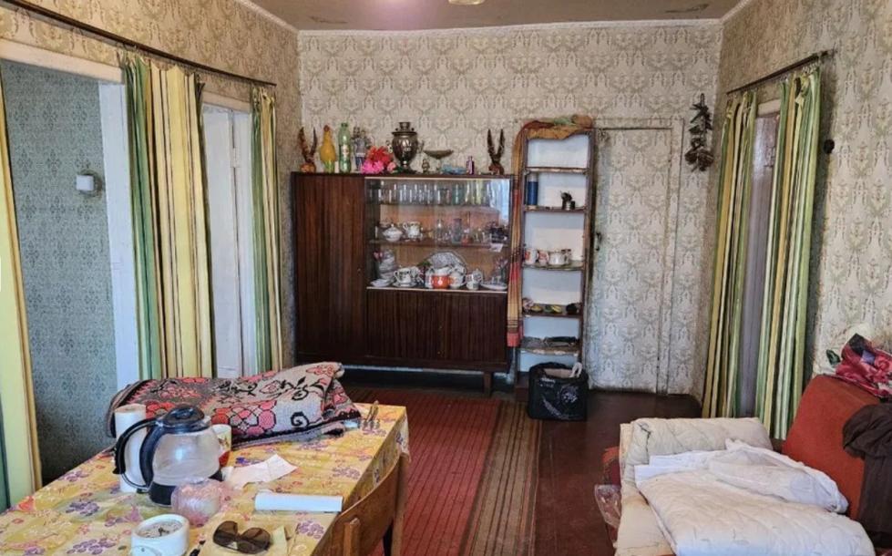 Квартира, 3-кімн., Печенеги, Чугуевский район