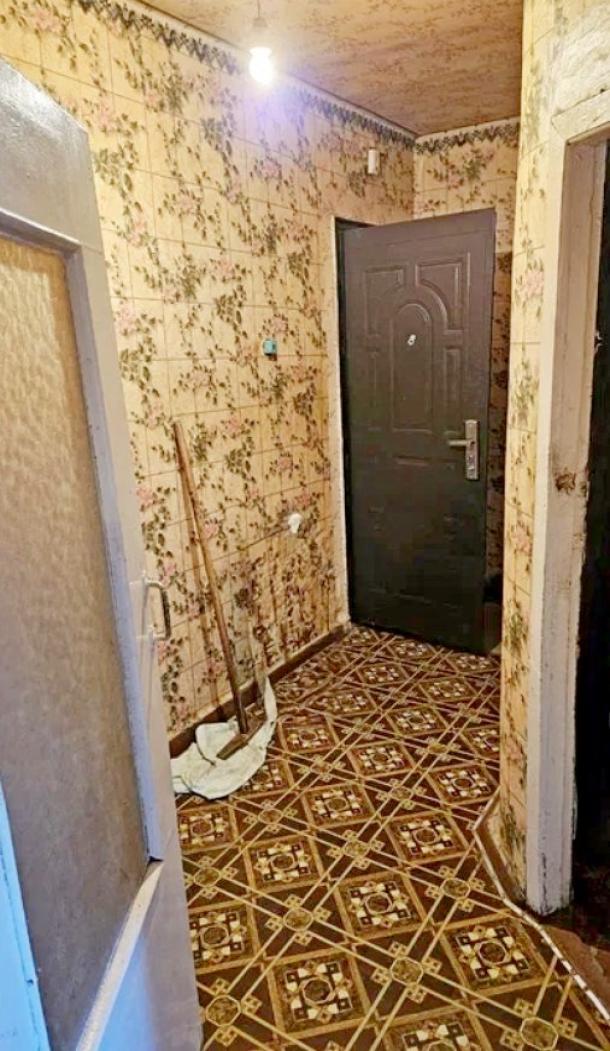 Квартира, 3-кімн., Печенеги, Чугуевский район