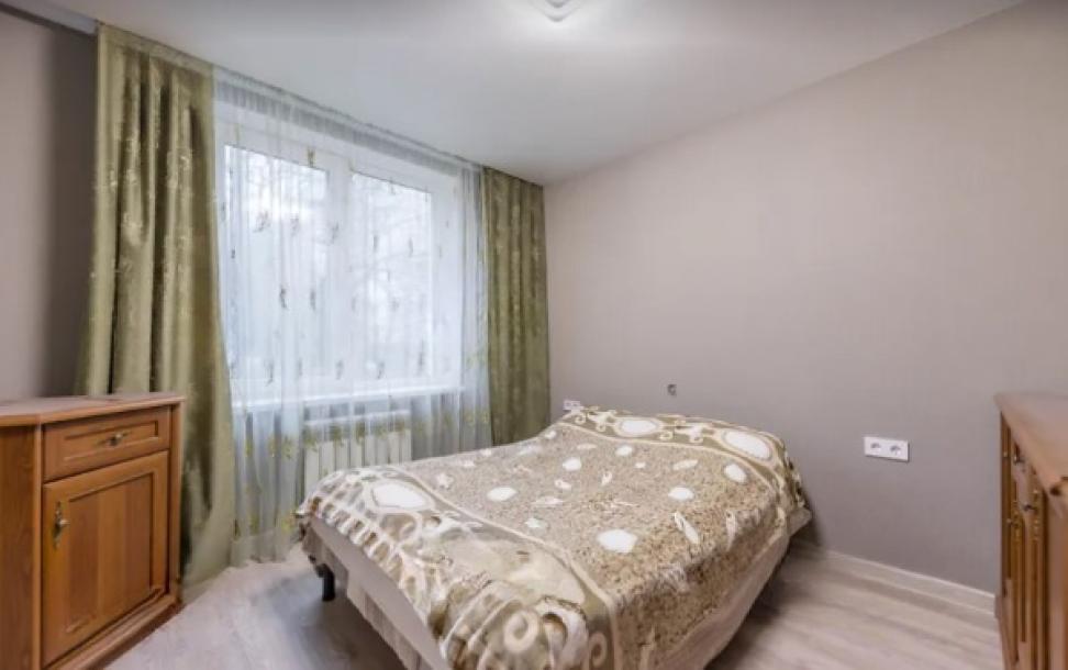 Квартира, 2-кімн., Харьков, Жуковского поселок, Продольная