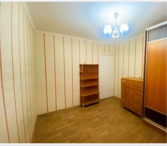 Квартира, 2-кімн., Харьков, Павлово Поле, Деревянко