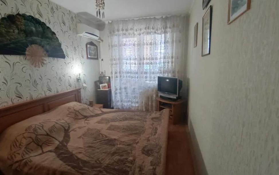 Квартира, 3-кімн., Харьков, Бавария, Петра Свинаренко