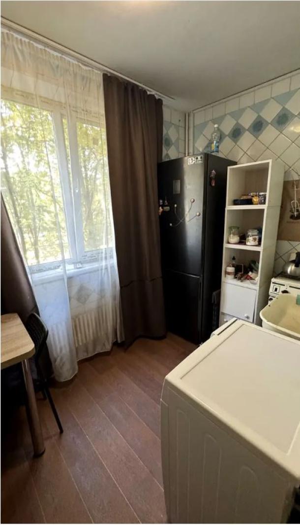 Квартира, 1-кімн., Харьков, 606м/р, Тракторостроителей просп.