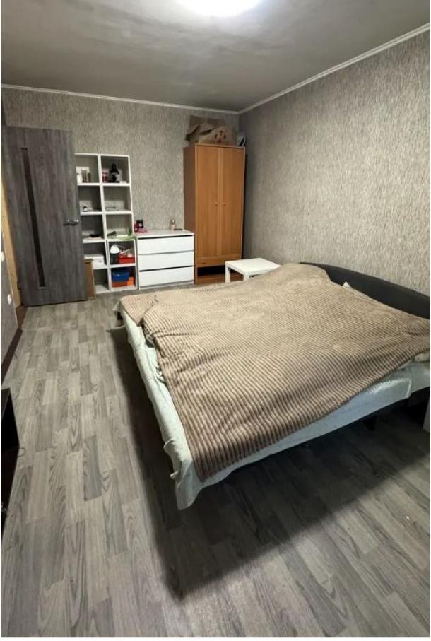 Квартира, 1-кімн., Харьков, 606м/р, Тракторостроителей просп.