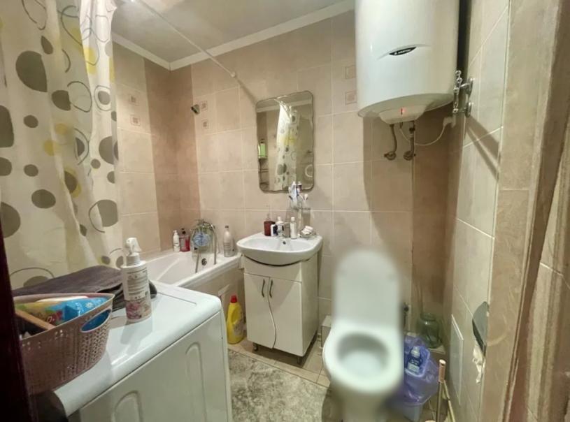 Квартира, 3-кімн., Клугино-Башкировка, Чугуевский район, Горишного