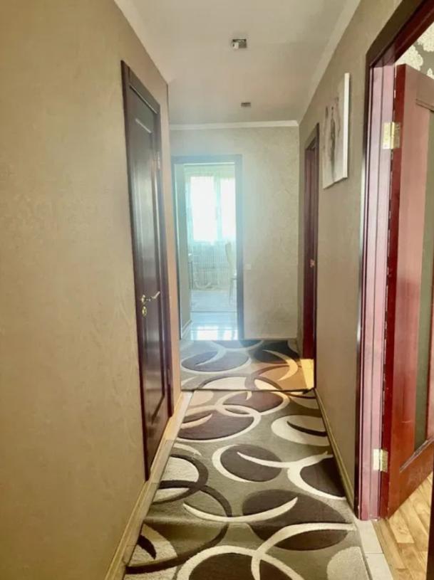 Квартира, 3-кімн., Клугино-Башкировка, Чугуевский район, Горишного