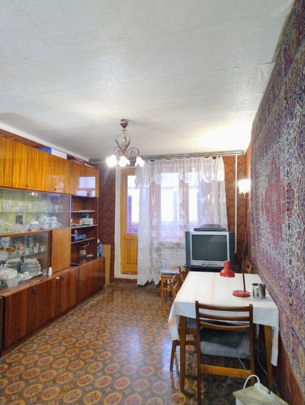 Квартира, 3-кімн., Харьков, Алексеевка, Ахсарова