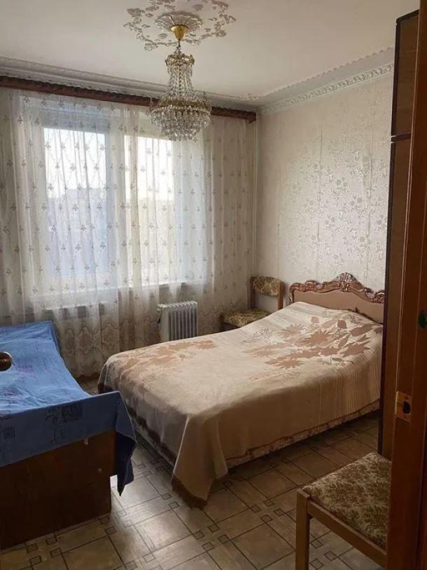 Квартира, 2-кімн., Харьков, Новые Дома, Каденюка (Танкопия)