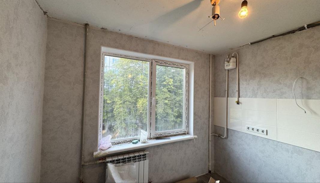 Квартира, 2-кімн., Чугуев, Чугуевский район