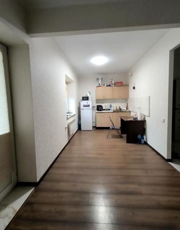 Квартира, 1-кімн., Харьков, Песочин, Транспортная