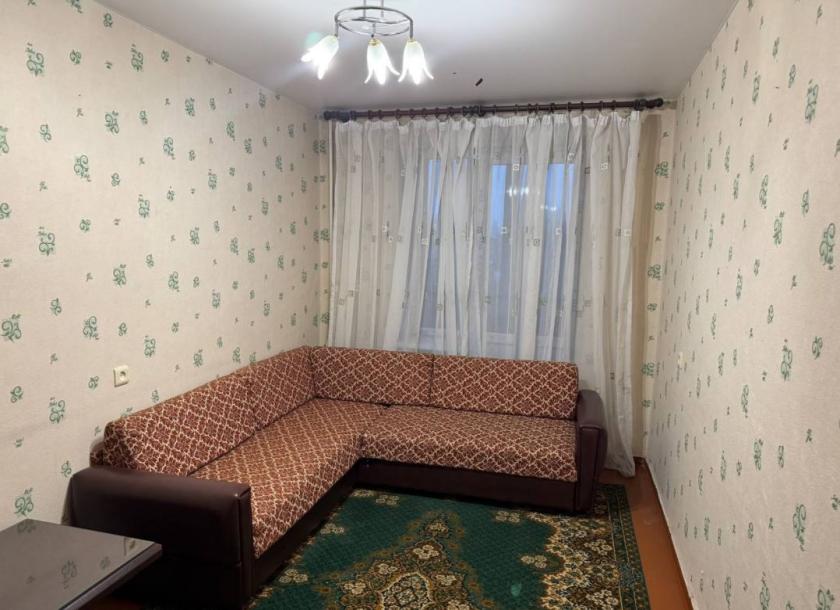 Квартира, 4-кімн., Харьков, Павлово Поле, 23 Августа