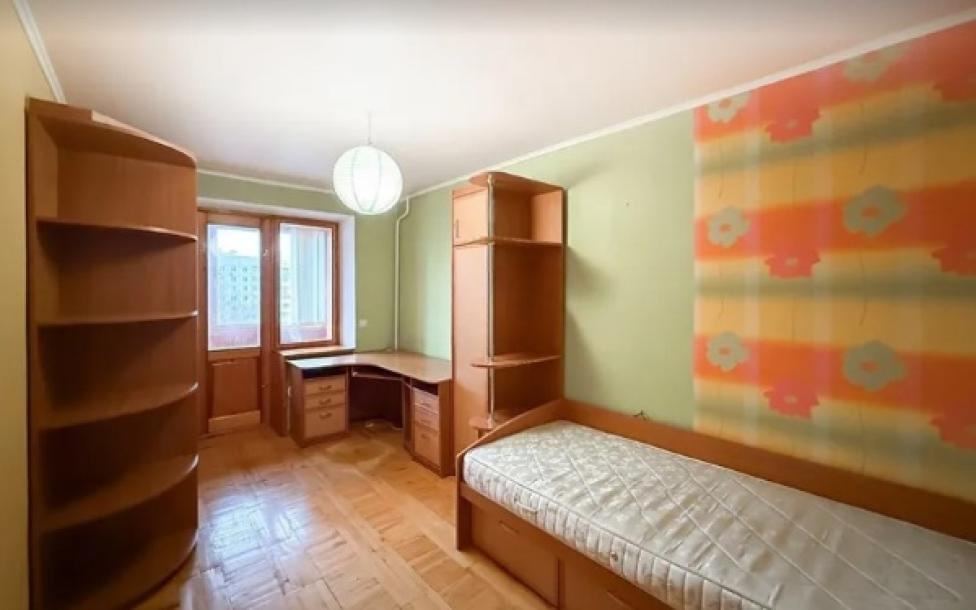 Квартира, 3-кімн., Харьков, Холодная Гора, Полтавский Шлях