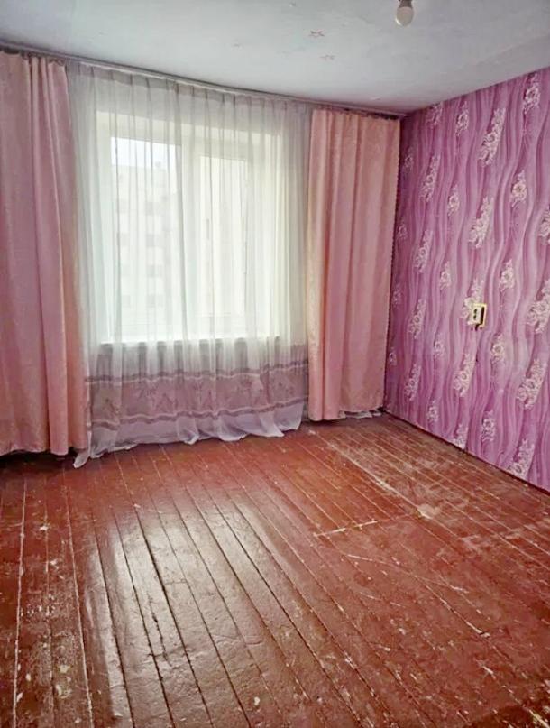 Купить гостинка, Харьков, Салтовка, Юбилейный пр. (50 лет ВЛКСМ пр.)