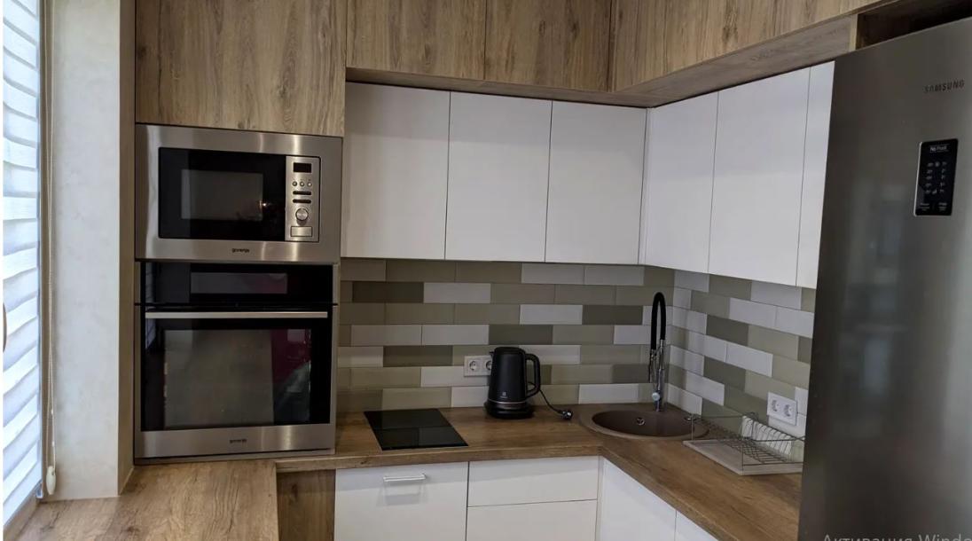 Квартира, 3-кімн., Харьков, 1 Северная Салтовка, Леся Сердюка (Командарма Корка)