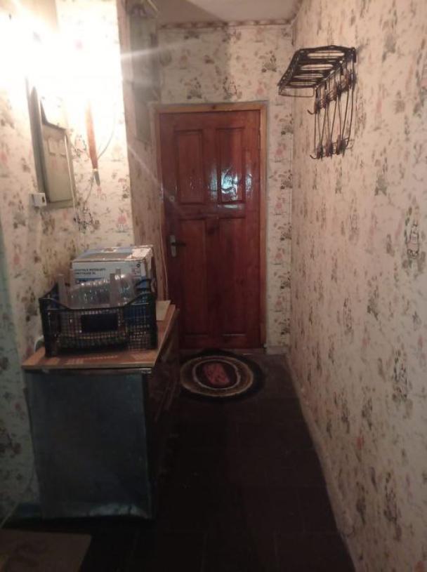 Квартира, 3-кімн., Харьков, Рогань жилмассив, 92-й бригады (Грицевца)