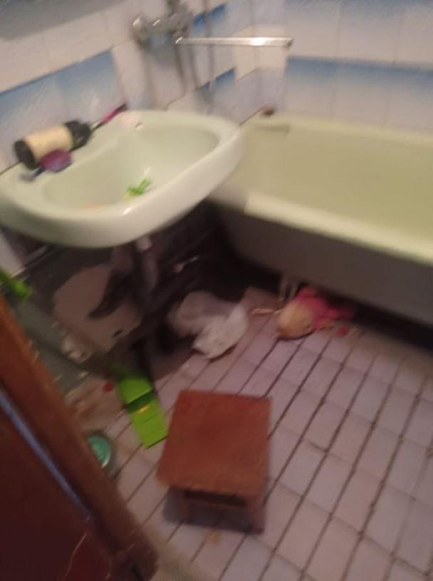 Квартира, 3-кімн., Харьков, Рогань жилмассив, 92-й бригады (Грицевца)