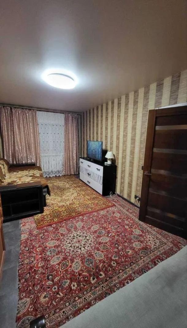 Квартира, 1-кімн., Харьков, ХТЗ, Александровский пр.