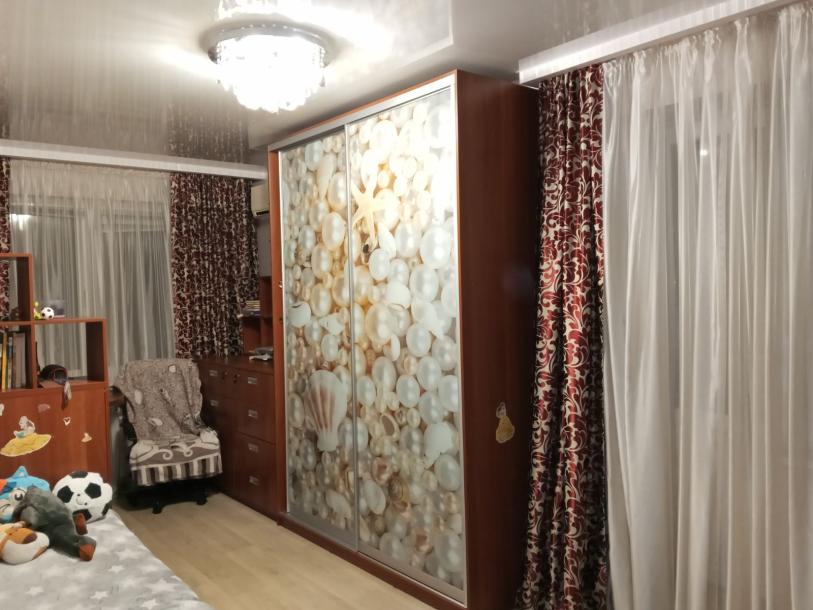 Квартира, 3-кімн., Харьков, Алексеевка, Победы пр.