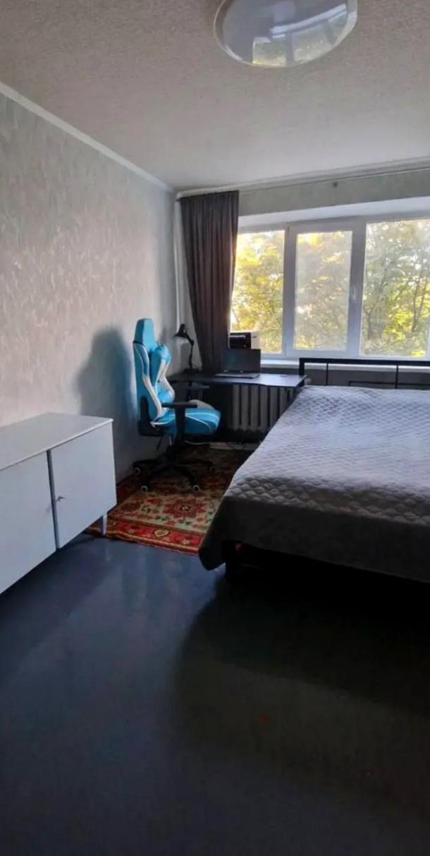 Квартира, 3-кімн., Харьков, Новые Дома, Байрона пр. (Героев Сталинграда пр.)