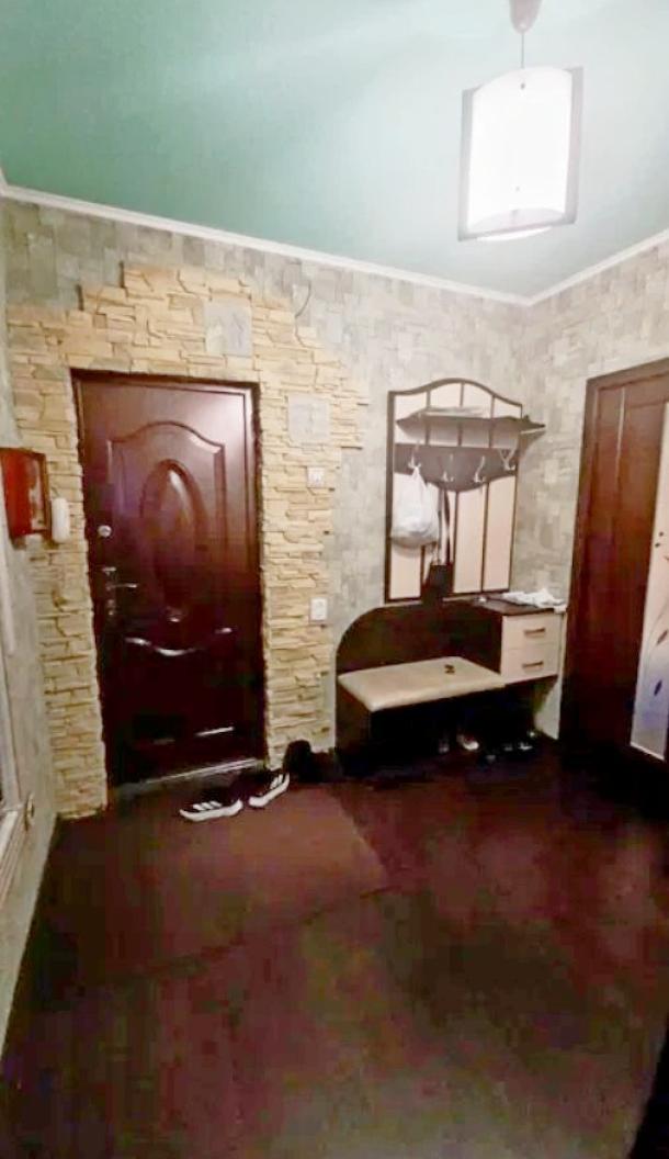 Квартира, 2-кімн., Чугуев, Чугуевский район, Харьковская