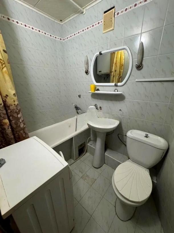 Квартира, 3-кімн., Харьков, 607м/р, Валентиновская