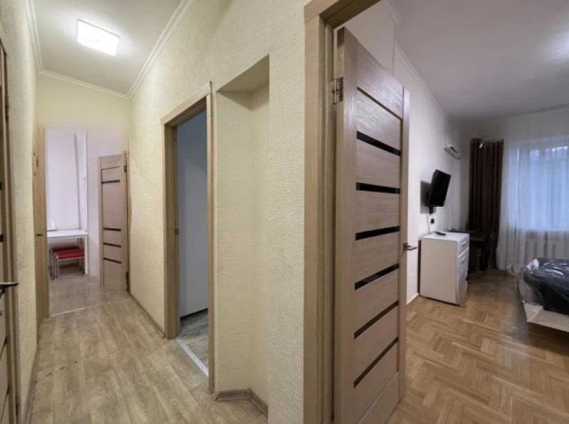 Квартира, 2-кімн., Харьков, Госпром, Культуры (Калинина, Свердлова, Советская Советский 3 пер.)