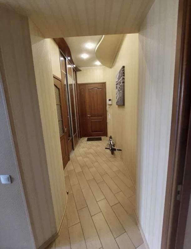 Квартира, 2-кімн., Харьков, Центр, Героев Харькова пр-т