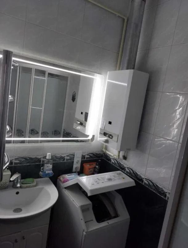 Квартира, 2-кімн., Харьков, Центр, Героев Харькова пр-т