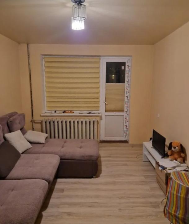 Квартира, 2-кімн., Харьков, 604м/р, Тракторостроителей просп.