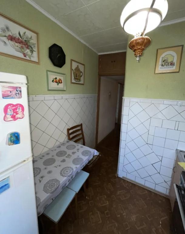 Квартира, 2-кімн., Харьков, 607м/р, Тракторостроителей просп.