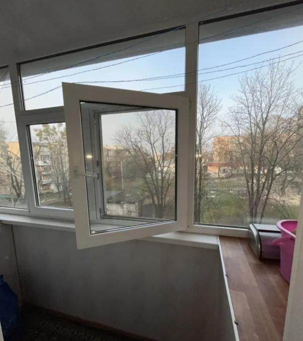 Квартира, 2-кімн., Харьков, 607м/р, Тракторостроителей просп.