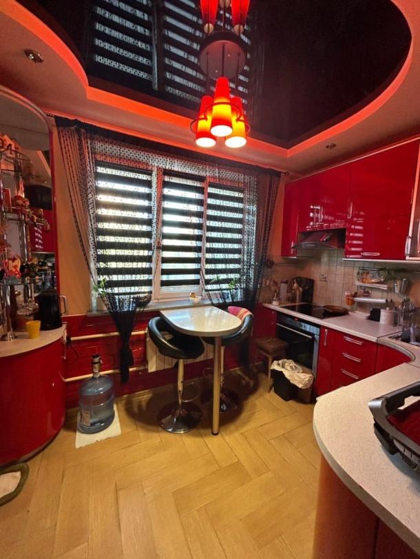 Квартира, 4-кімн., Харьков, Новые Дома, Жасминовый б-р (Слинько Петра)