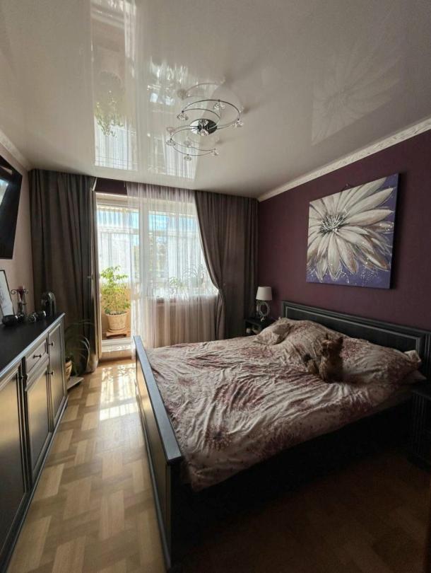 Квартира, 4-кімн., Харьков, Новые Дома, Жасминовый б-р (Слинько Петра)