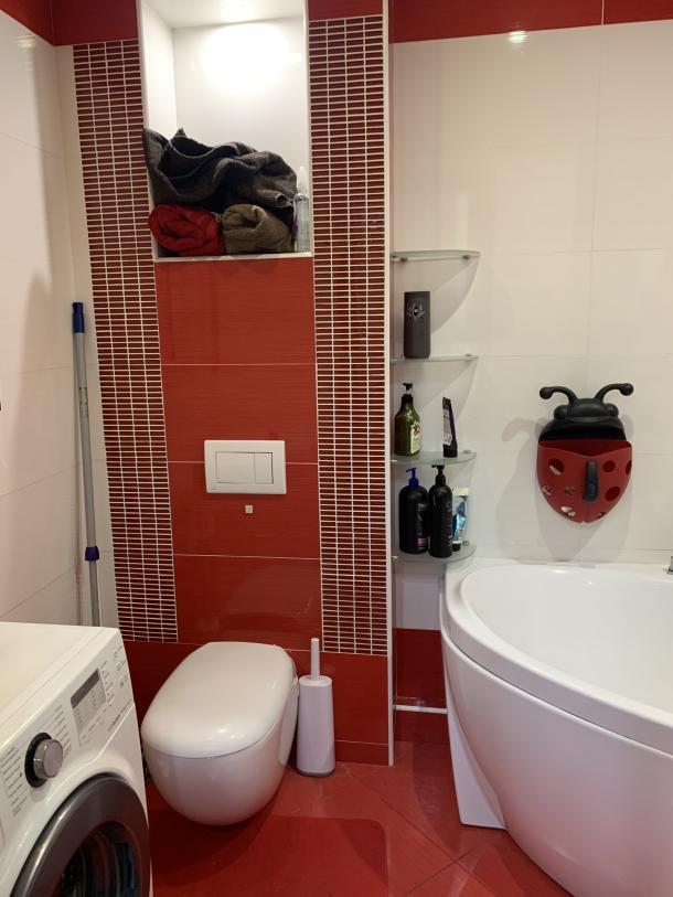 Квартира, 3-кімн., Харьков, Завод Малышева метро, Героев Харькова пр-т