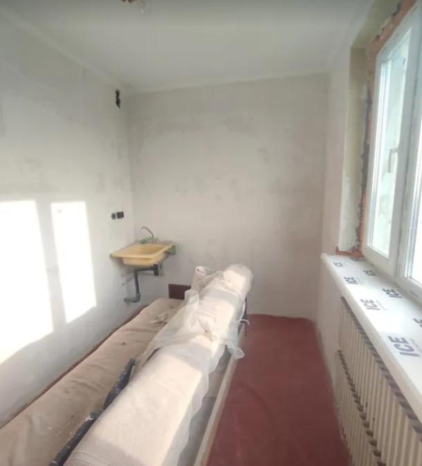 Квартира, 1-кімн., Харьков, Залютино, Юннатов