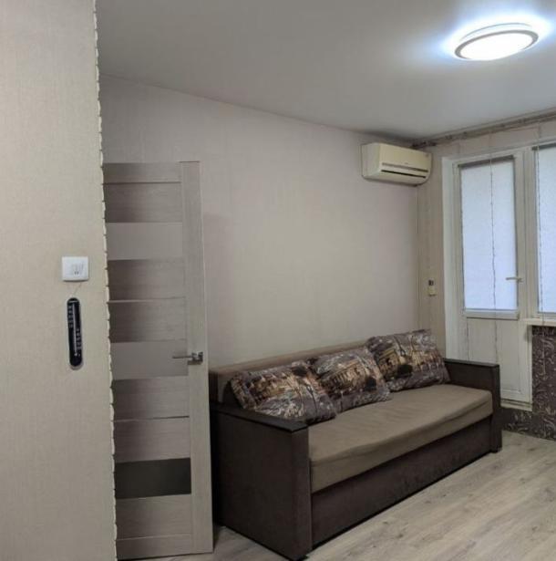 Квартира, 1-кімн., Харьков, Песочин, Молодежная