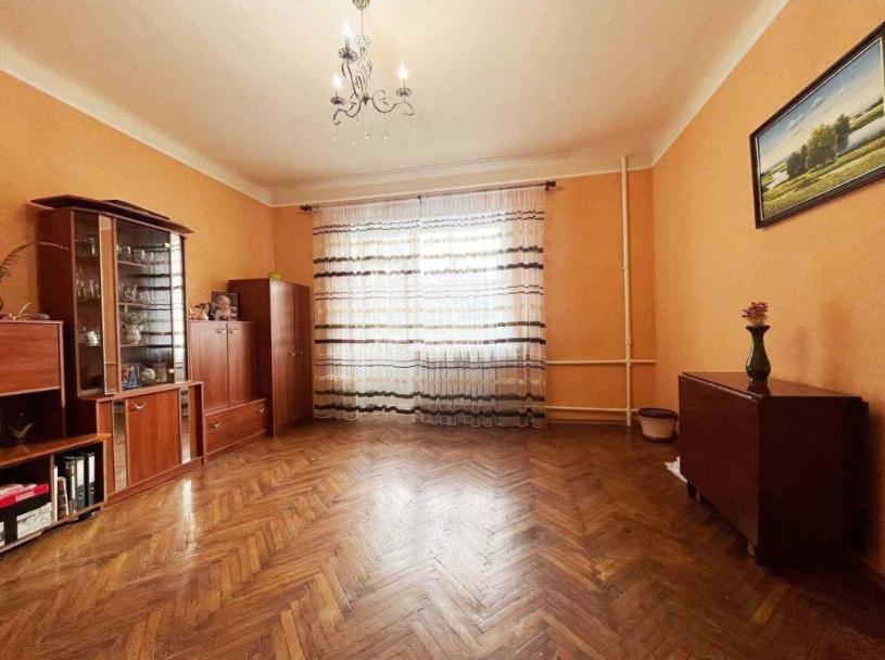 Квартира, 3-кімн., Харьков, Госпром, Культуры (Калинина, Свердлова, Советская Советский 3 пер.)