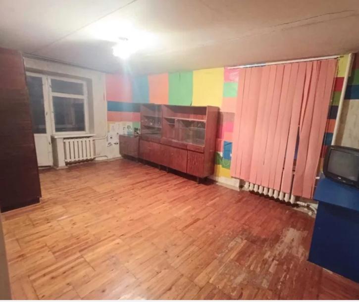 Квартира, 2-кімн., Харьков, Гагарина метро , Аэрокосмический просп. (Гагарина проспект)