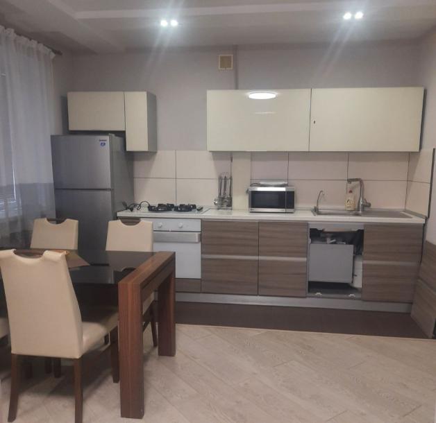 Квартира, 2-кімн., Харьков, Павлово Поле, Науки пр.