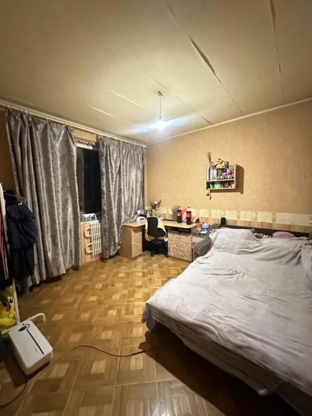 Квартира, 3-кімн., Харьков, 1 Северная Салтовка, Леся Сердюка (Командарма Корка)