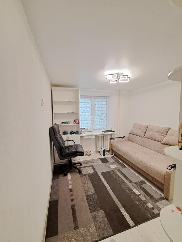 Квартира, 3-кімн., Харьков, Новые Дома, Льва Ландау пр.