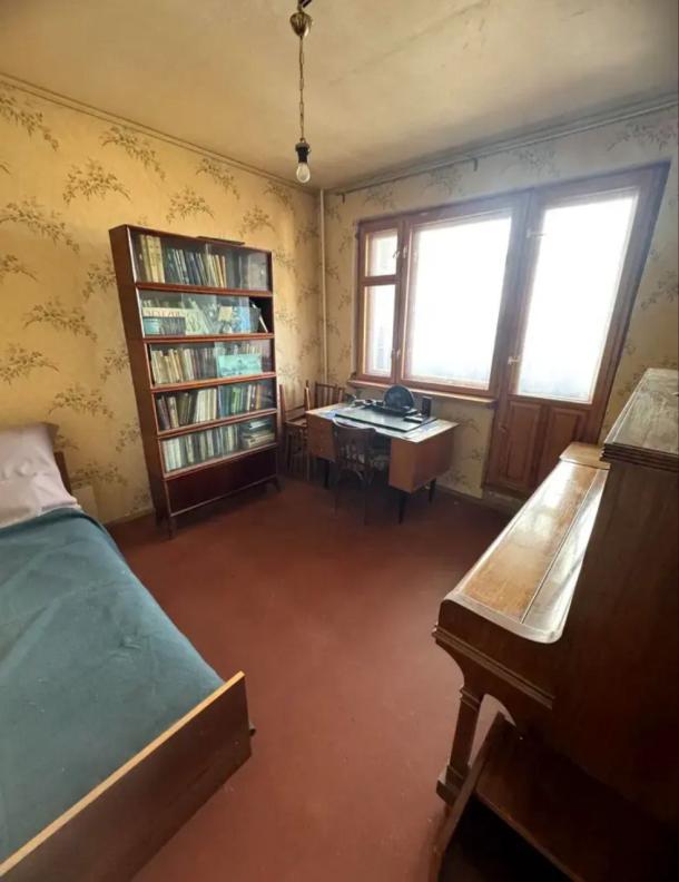 Квартира, 3-кімн., Харьков, Алексеевка, Победы пр.