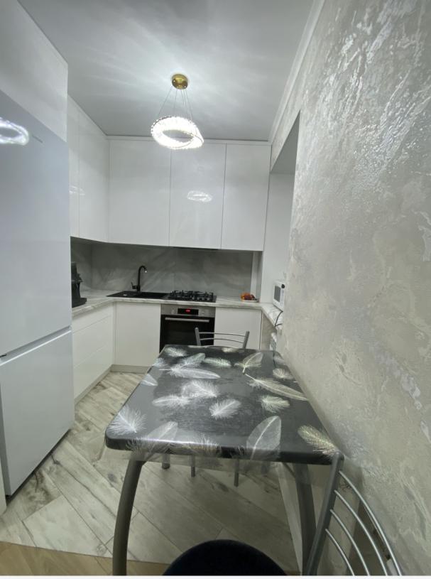 Квартира, 2-кімн., Харьков, Шатиловка, Науки пр.