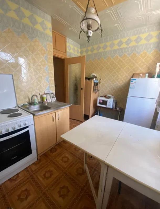 Квартира, 3-кімн., Харьков, Алексеевка, Победы пр.