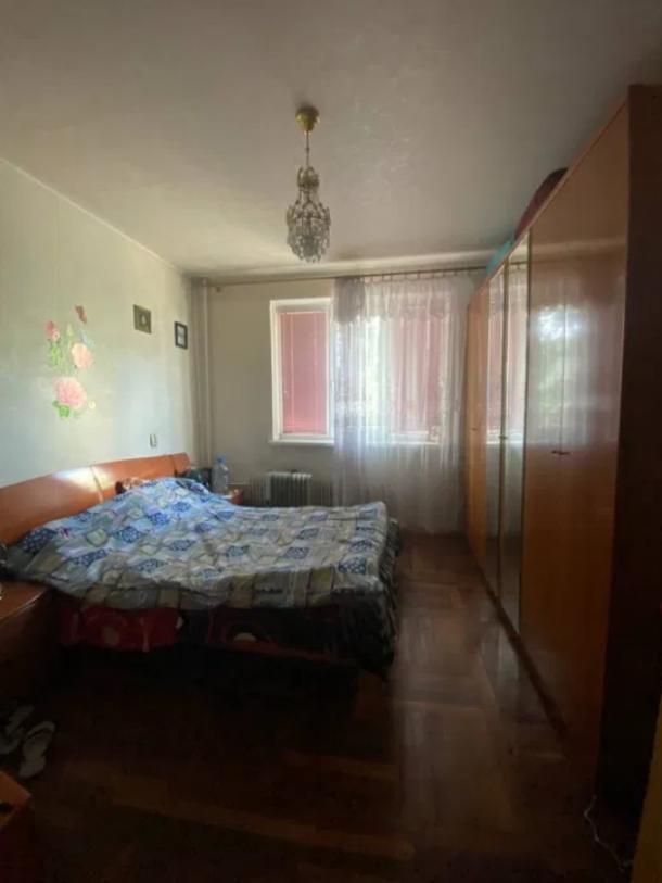 Квартира, 3-кімн., Харьков, Алексеевка, Победы пр.