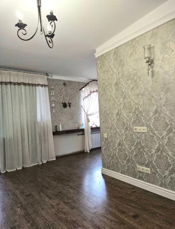 Квартира, 3-кімн., Харьков, Павлово Поле, 23 Августа