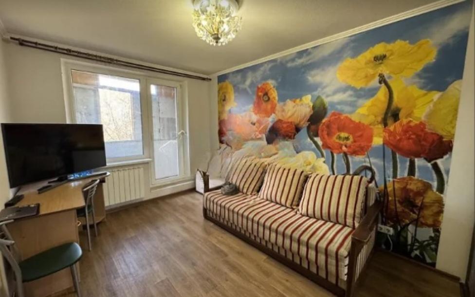 Квартира, 3-кімн., Харьков, 520м/р, Валентиновская