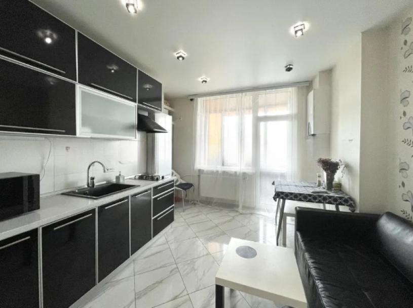 Купить квартира, Харьков, Гагарина метро, Героев Небесной Сотни пл. (Руднева пл.)